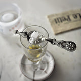 Cuillère à Absinthe, La Fleur